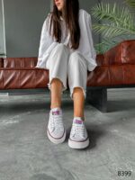 Женские Легкие Низкие Белые Кеды с Красной Полоской Кантом