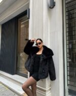 Женская Серая Шуба на Кнопках с Объемным Воротником