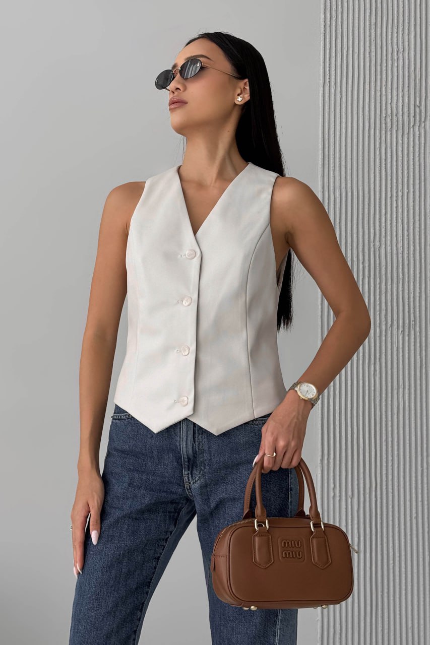 photo_2024-10-14_11-04-03 Женский Кожаный Молочный Жилет Ника на Пуговицах