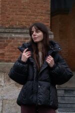 Женская Объемная Зимняя Черная Куртка Пуховик Дутик