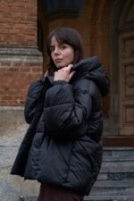 Женская Объемная Зимняя Черная Куртка Пуховик Дутик