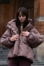 Женская Объемная Зимняя Коричневая Куртка Пуховик Дутик