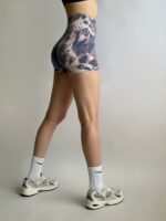 Женские Короткие Фиолетовые Спортивные Шорты Велосипедки Push Up в Мраморный Принт