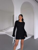 Женское Мягкое Трикотажное Черное Платье Мини с Длинными Рукавами Клеш