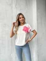 Женская Свободная Белая Футболка с Объемным Розовым Цветком