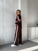 Женский Коричневый Трикотажный Костюм с Лампасами - Кофта с Широким Воротником + Штаны Палаццо
