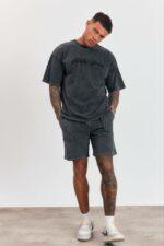 Мужской Графитовый Летний Костюм Двунитка Варенка с Вышивкой на Груди (Футболка + Шорты)