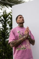 Мужская Хлопковая Розовая Футболка Варенка Оверсайз с Принтом Скелет