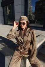 Женский Свободный Шелковый Костюм Роки Тройка Золотого Цвета в Принт Узор - Рубашка + Штаны + Платок