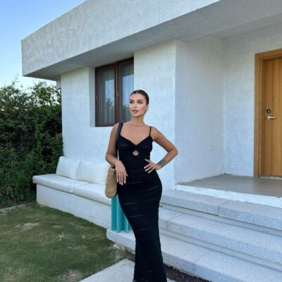 Женское Ажурное Черное Платье Макси на Тонких Бретелях с Перекрутом на Груди