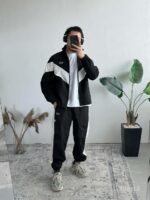 Мужской Черный Спортивный Костюм Плащевка на Молнии и Зятяжках - Свободного Кроя с Белыми Лампасами