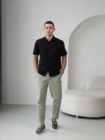 Мужская Базовая Льняная Черная Рубашка с Коротким Рукавом