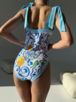 Женский Сдельный Белый Купальник с Голубым Узором на Завязках + Парео с Окантовкой