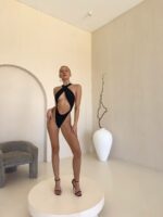 Женский Сдельный Черный Купальник с Переплетом и Открытой Спиной