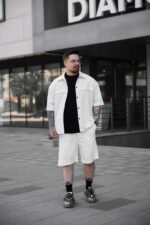 Мужской Летний Белый Костюм Свободного Кроя в Полоску (Рубашка + Шорты)