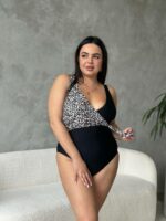 Женский Сдельный Черный Купальник с Глубоким Декольте и Леопардовой Вставкой (Большие Размеры)