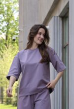 Женская Базовая Фиолетовая Футболка Оверсайз с Удлиненным Рукавом