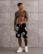 Мужские Черные Шорты Свободного Кроя с Принтом и Обрезанным Низом