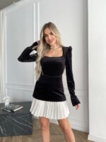 Женское Бархатное Черное Платье с Белым Подъюбником Плиссе и Квадратным Вырезом Декольте