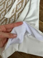 Женский Раздельный Белый Купальник с Драпировкой и Золотистым Украшением Солнце