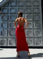 Женское Легкое Длинное Красное Платье на Бретелях с Шнуровкой на Спине