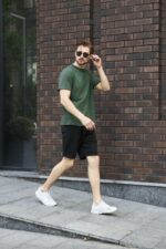Мужская Базовая Летняя Футболка Хаки с Круглым Вырезом