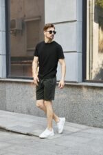 Мужская Базовая Летняя Черная Футболка с Круглым Вырезом