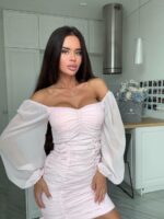Женское Легкое Пудровое Платье Мини с Драпировкой и Пышными Полупрозрачными Рукавами