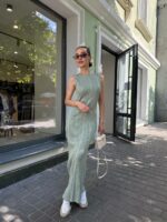 Женское Длинное Мятное Платье Макси без Рукавов у Фактурную Полоску