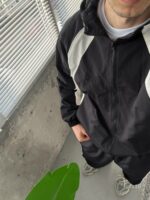 Мужской Легкий Свободный Черный Спортивный Костюм Плащевка на Молнии с Лампасами