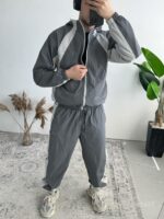 Мужской Легкий Свободный Графитовый Спортивный Костюм Плащевка на Молнии с Лампасами