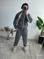 Мужской Легкий Свободный Графитовый Спортивный Костюм Плащевка на Молнии с Лампасами