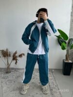 Мужской Легкий Свободный Синий Спортивный Костюм Плащевка на Молнии с Лампасами