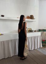 Женское Длинное Летнее Черное Платье Ажурной Вязки без Рукавов с Открытой Спиной
