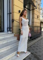 Женское Длинное Силуэтное Молочное Летнее Платье с Сеточкой на Животе и Разрезом Сбоку