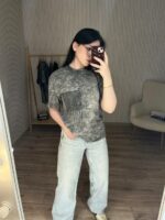 Женская Свободная Серая Футболка Варенка Тай Дай со Стразами на Кармане