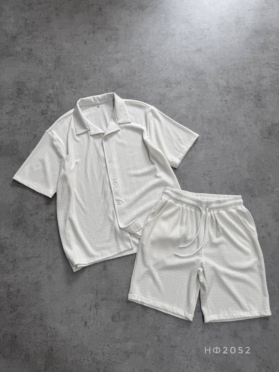 photo_2025-07-29_09-59-59 Мужской Базовый Трикотажный Летний Белый Костюм Свободного Кроя (Рубашка + Шорты)