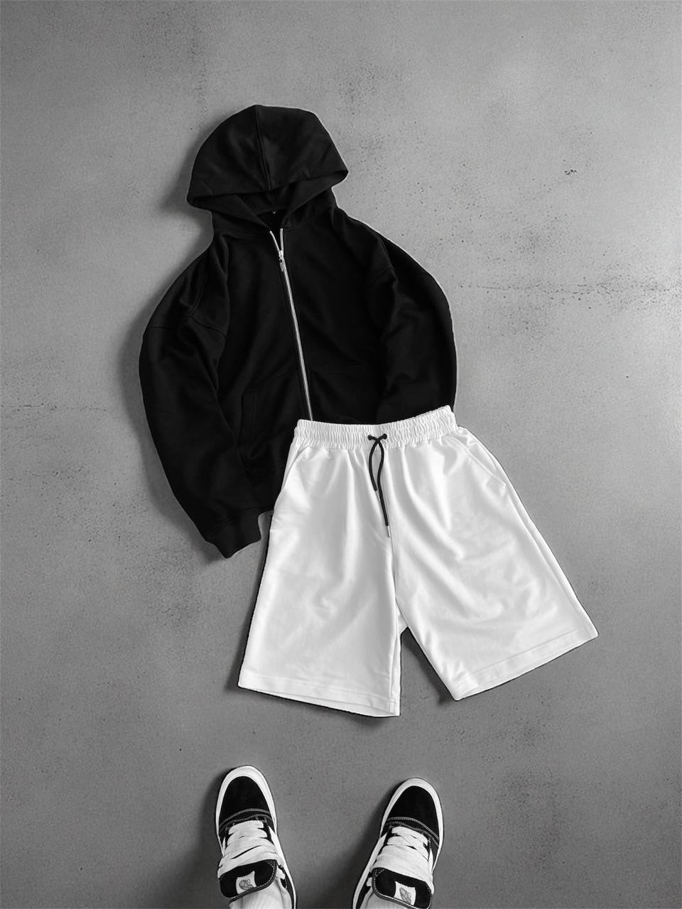 photo_2025-07-29_10-40-31 Мужской Костюм на Молнии с Капюшоном - Черная Зипка и Белые Шорты