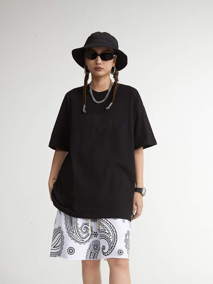 photo_2025-08-02_12-10-23 Женская Объемная Черная Футболка Оверсайз Кулир