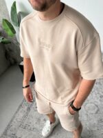 Мужской Бежевый Летний Костюм Футболка Шорты Свободного Кроя с Необработанными Краями