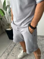 Мужской Серый Летний Костюм Футболка Шорты Свободного Кроя с Необработанными Краями