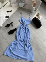 Женское Легкое Длинное Голубое Платье Жатка на Тонких Бретелях