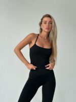 Женская Базовая Черная Майка на Тонких Бретелях с Чашечками