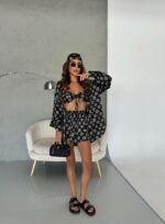 Женский Шелковый Летний Черно-Бежевый Костюм Комплект Четверка в Принт - Топ + Шорты + Рубашка + Бандана