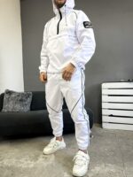 Мужской Ветрозащитный Белый Спортивный Костюм с Кантом и Нашивкой на Рукаве (Анорак + Джоггеры)