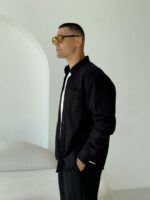 Мужская Плотная Хлопковая Черная Рубашка Прямого Кроя с Карманом на Груди