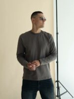 Мужской Базовый Графитовый Лонгслив Свободного Кроя с Круглым Вырезом