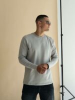Мужской Базовый Серый Лонгслив Свободного Кроя с Круглым Вырезом
