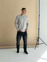 Мужской Базовый Серый Лонгслив Свободного Кроя с Круглым Вырезом