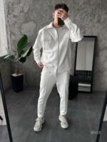 Мужской Плотный Свободный Белый Костюм с Накладными Карманами - Рубашка на Кнопках + Штаны со Стрелками